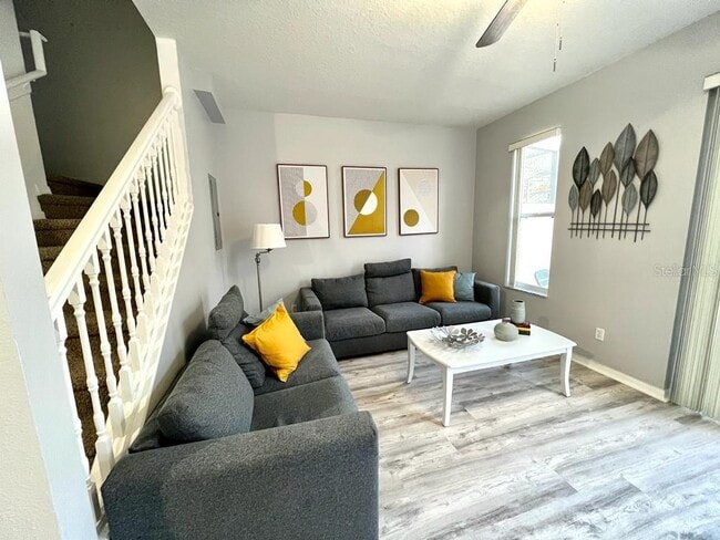 Building Photo - 1202 S Beach Cir