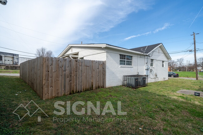 Building Photo - 4701 4th Ave S