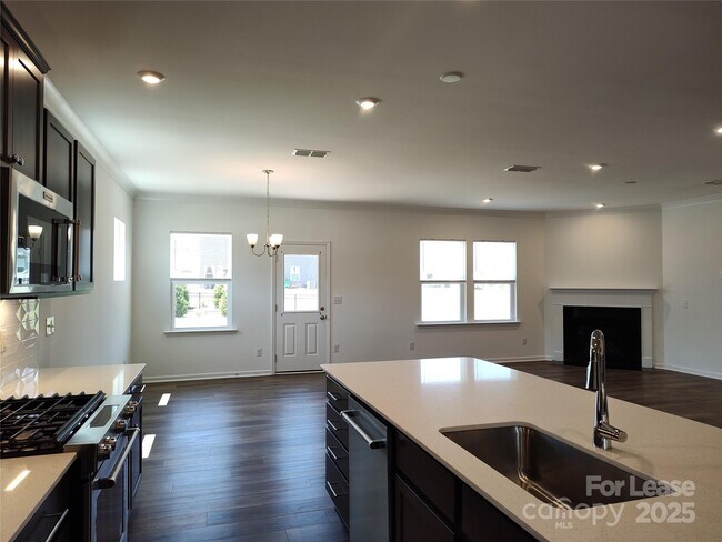 Building Photo - 14248 Canemeadow Dr