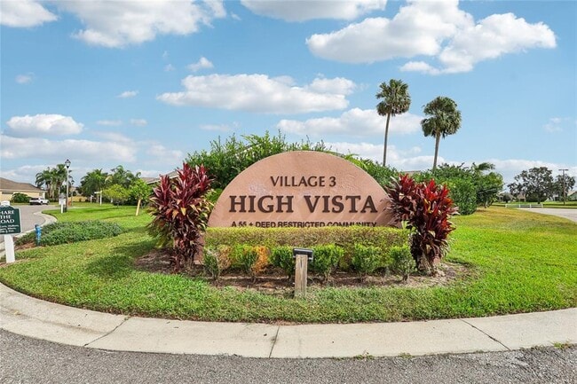 Building Photo - 235 Royal Palm Dr