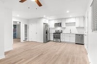 Building Photo - 3032-3036 E 7th Street