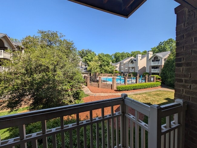 Building Photo - Pristine 2BD/2BA Condo in Southpark!