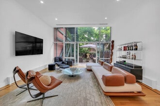 Building Photo - 147 Lexington Ave