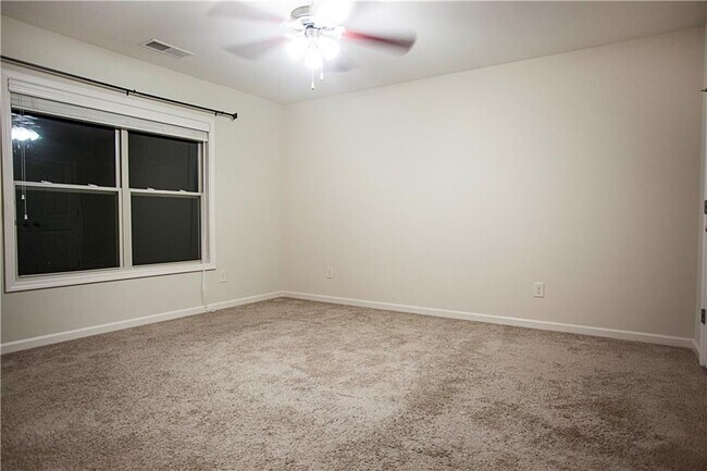 Building Photo - 1186 Composer Ln