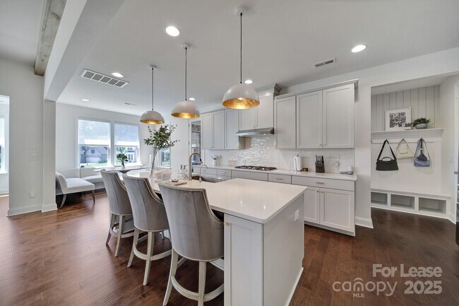 Building Photo - 16404 Stonecrop Landing Ln