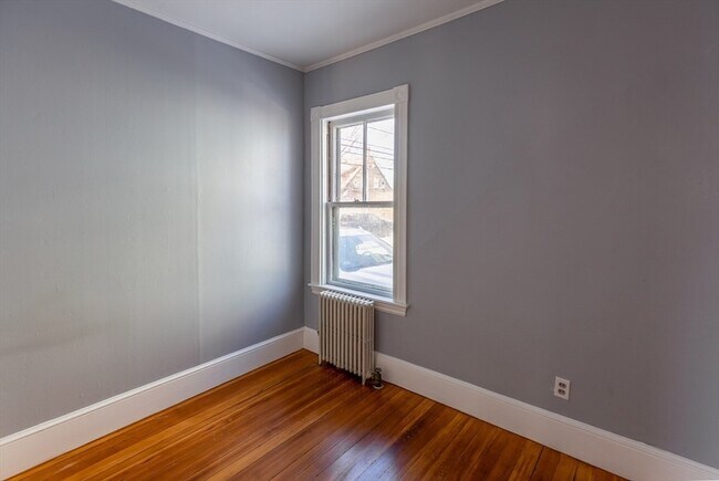 Building Photo - 5 Lothrop St