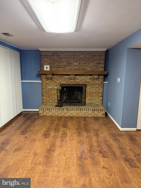 Building Photo - 302 Twisted Stalk Dr