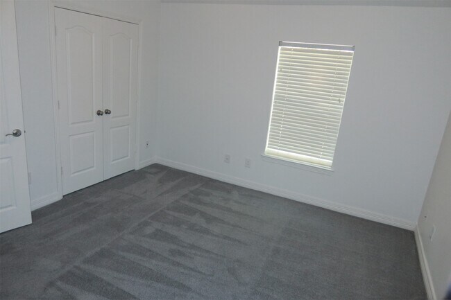 Building Photo - 12211 Summerland Ridge Ln