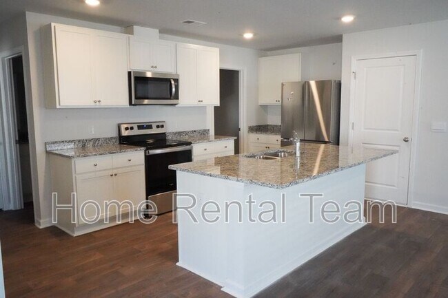 Building Photo - 416 Coconut Dr