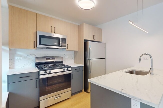 Floorplan - 5339-5345 S. Woodlawn Avenue