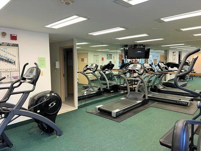 Building Photo - 1321 Worcester Rd