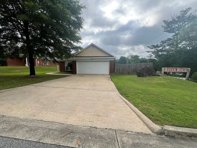 Building Photo - Location, Community, Quality Living. It St...