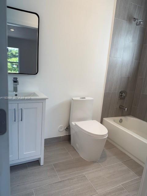 Building Photo - 511 SW 1st Ave