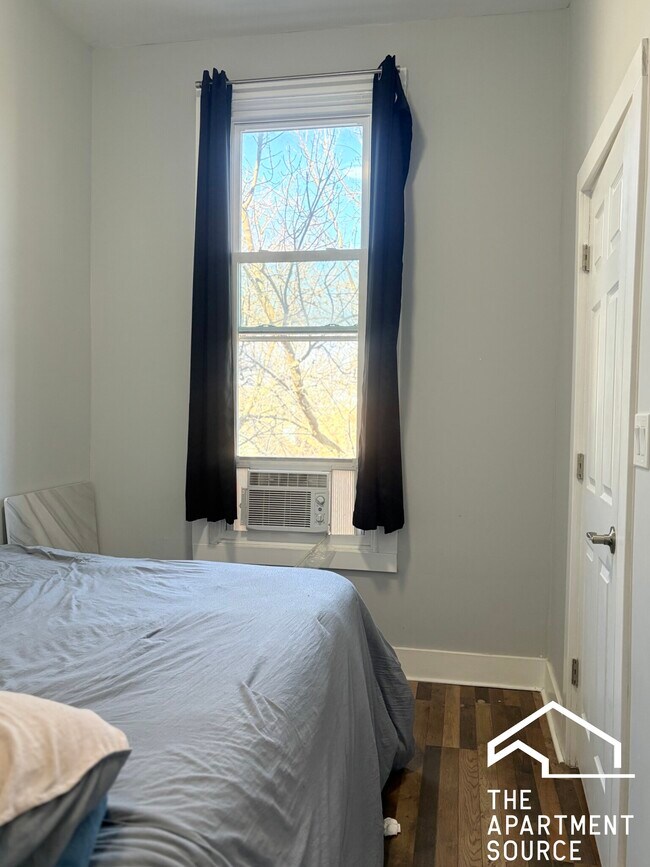 Building Photo - 2937 W Jackson Blvd