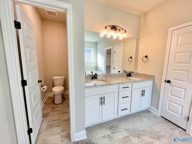 Building Photo - 12821 Hudbug Dr