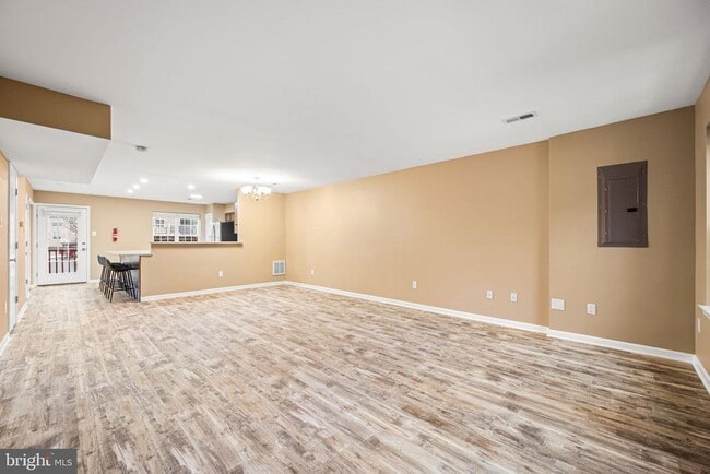 Building Photo - 222 South St