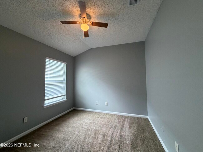 Building Photo - 3041 Southhall Ct