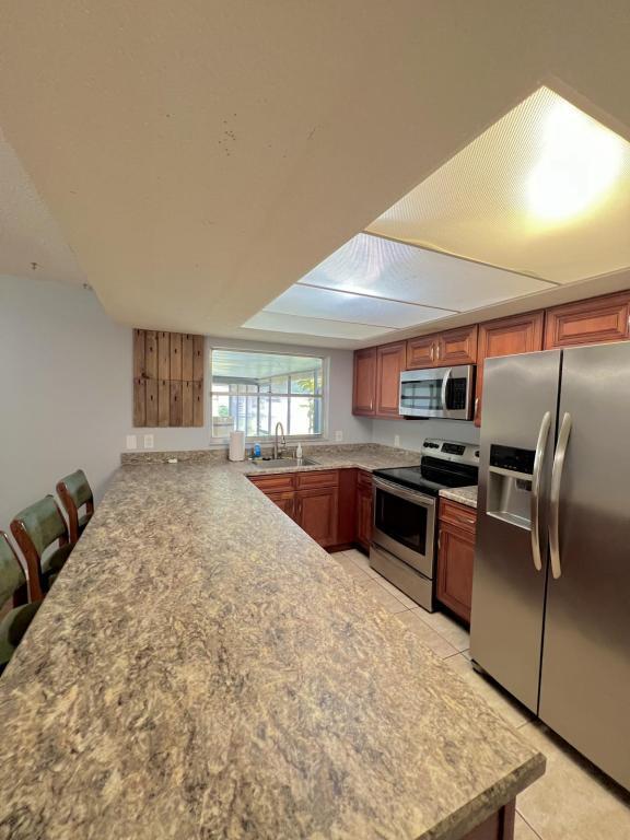 Building Photo - 1214 Fairlane Ct