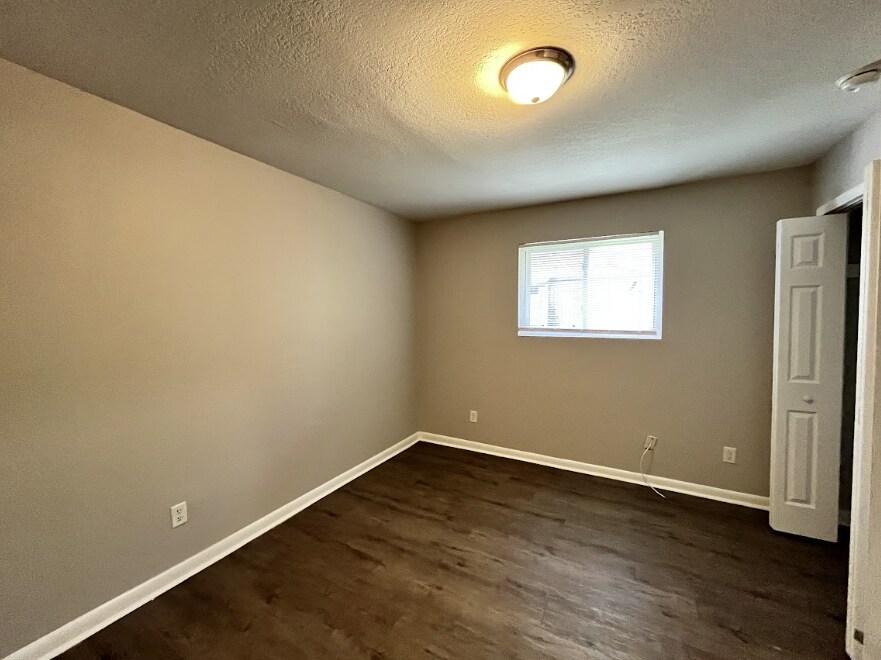 Building Photo - 5026 Westchase Ct