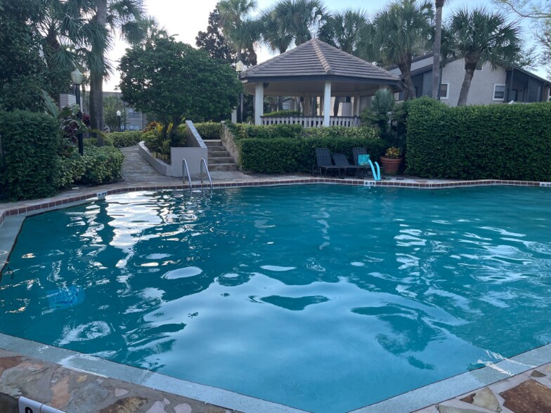 Building Photo - 2942 Antique Oaks Cir