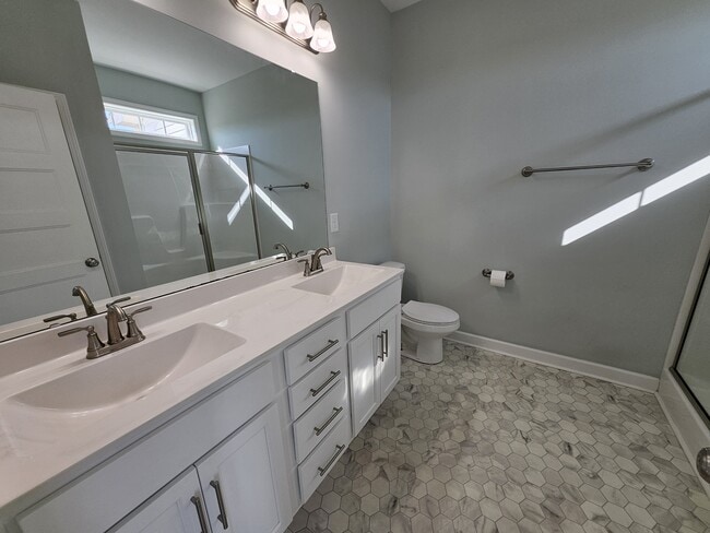 Building Photo - 202 Mutton Dr