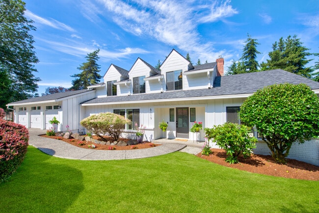 Building Photo - 6119 114th Ave NE