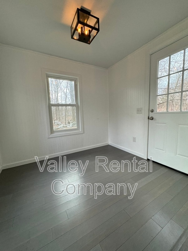 Building Photo - 16 Winslow Ave