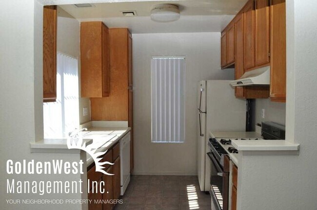 Building Photo - Great 2Bdm 2Ba Condo in Tropicana Villas