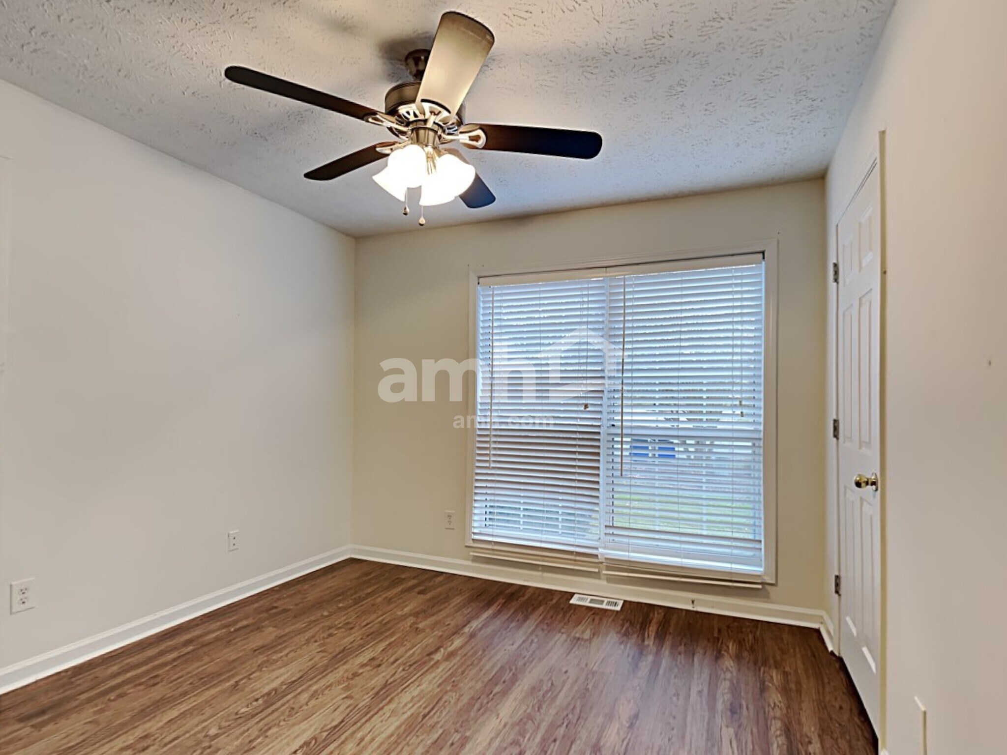 Building Photo - 817 Hillary Ct