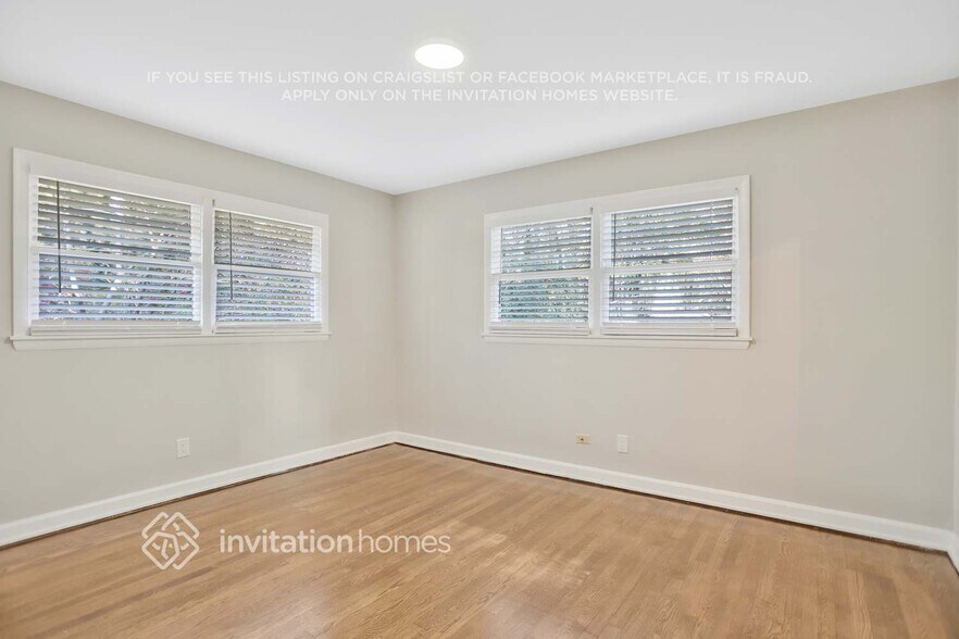 Building Photo - 3715 Wisteria Ln SW