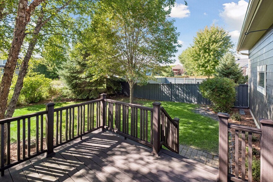 Building Photo - 14272 Grantaire Ln N