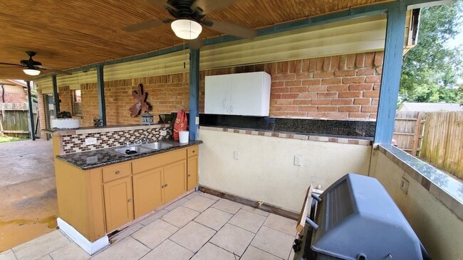 Building Photo - 942 Grand Jct Dr