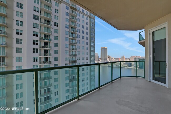 Building Photo - 1431 Riverplace Blvd