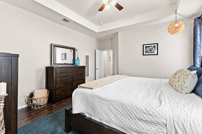 Building Photo - 317 Willow Loop