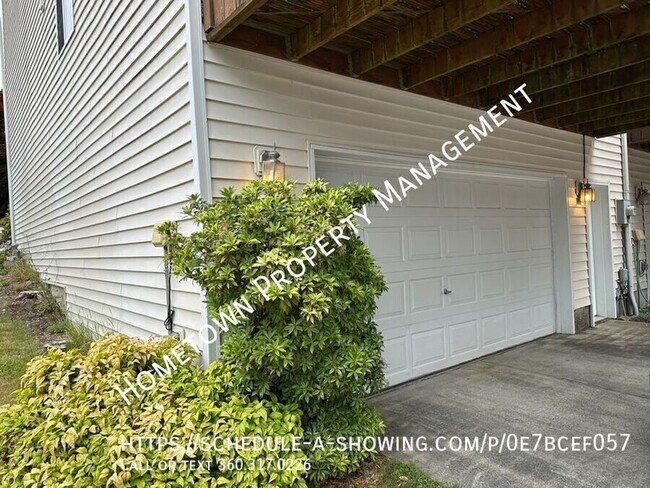 Building Photo - 8612 Sweetbrier Loop SE