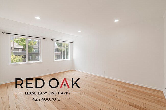 Building Photo - 360 S Linden Dr