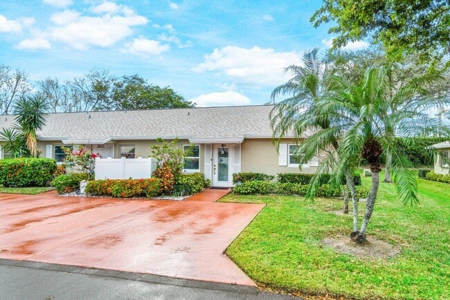 Building Photo - 18855 Candlewick Dr