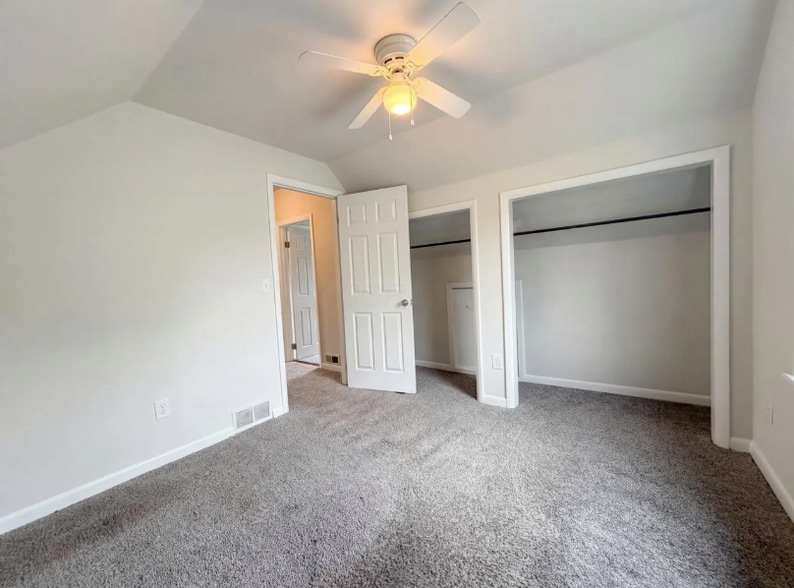 Building Photo - 413 Sherwood Dr W