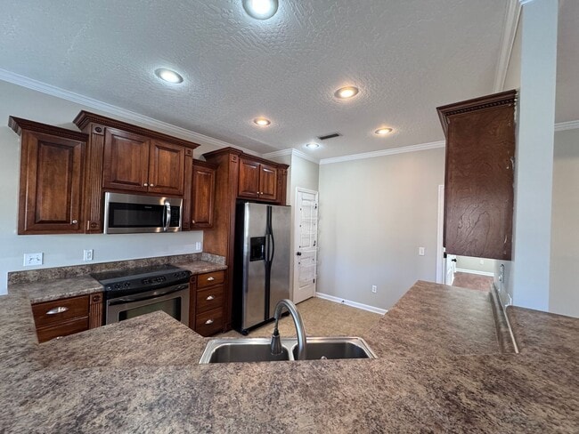 Building Photo - Valley Chase Subdivision!