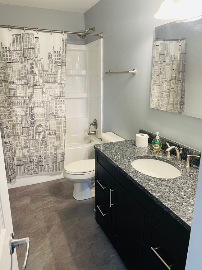 Building Photo - 6906 Townsend Blvd