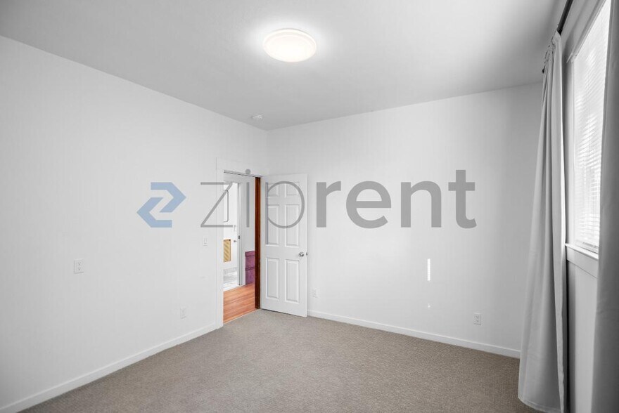 Building Photo - 1001 MacArthur Blvd