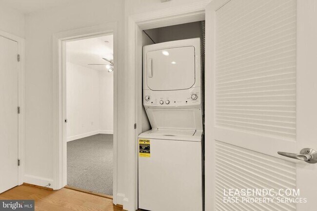 Building Photo - 150 V St NW