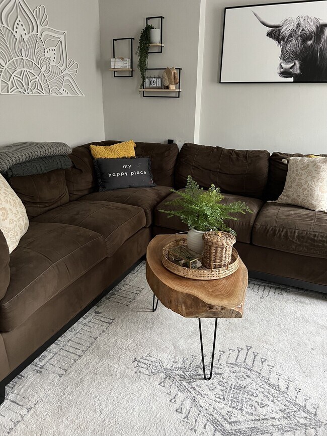 Building Photo - 119 S. Furnace St.