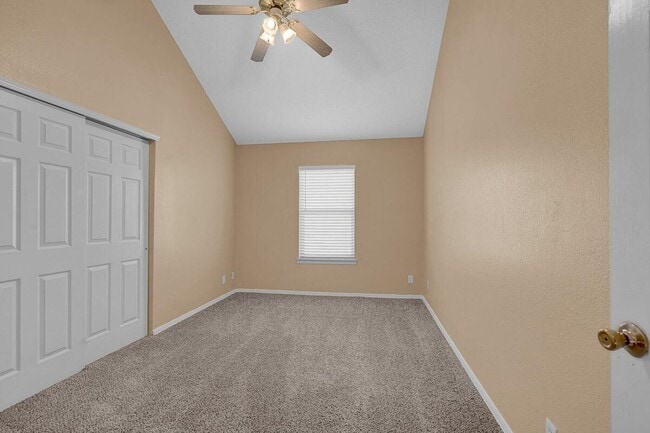 Building Photo - 1460 Paseo De Flor St