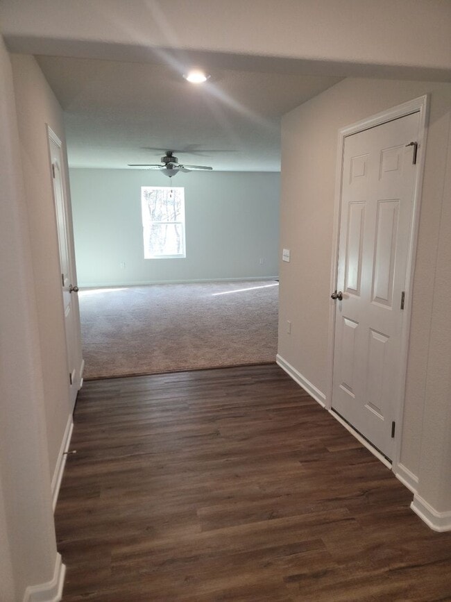 Building Photo - Newer Construction Home in Creedmore Hills!