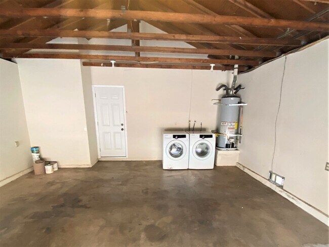 Building Photo - Charming Mira Mesa Home for Rent