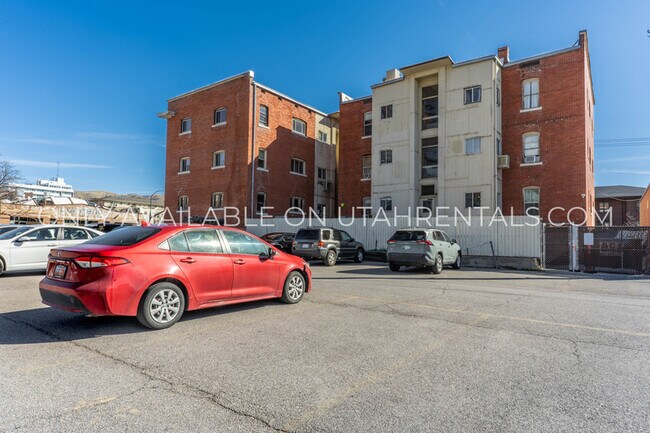 Building Photo - 310 S 300 E