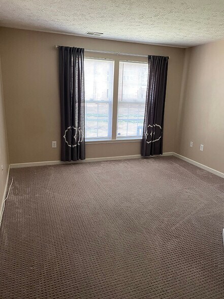 Building Photo - 2406 Autumn Harvest Ct