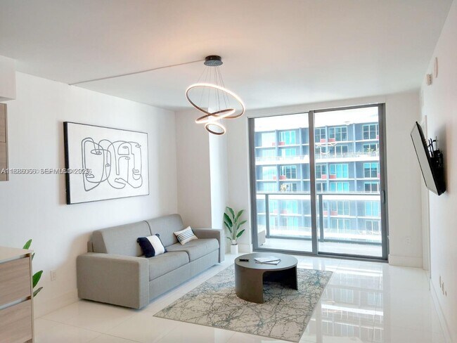 Building Photo - 1300 S Miami Ave