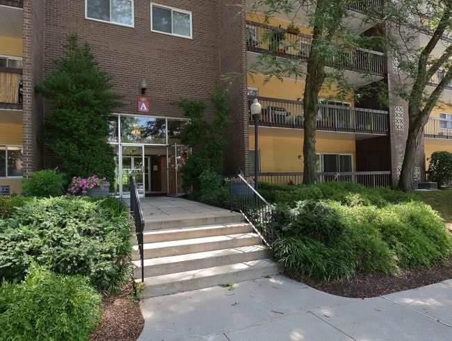 Primary Photo - Main Line Berwyn Apartments